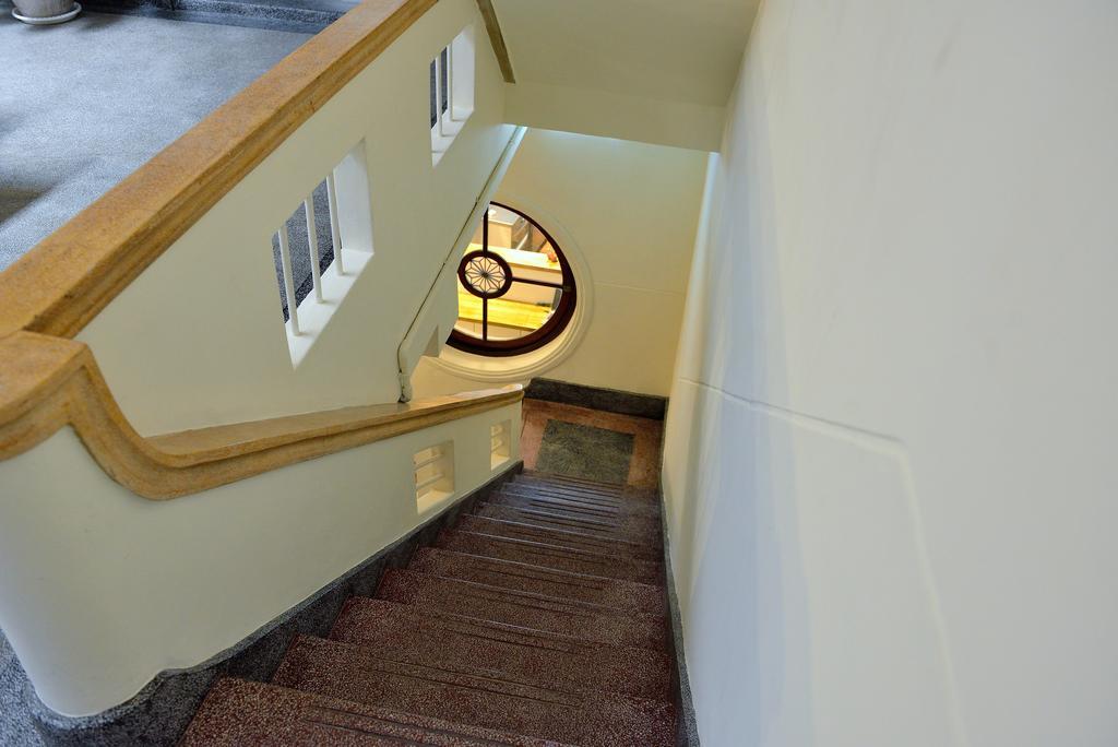 爪窩 29 Nesuto Apartment Tainan Bagian luar foto