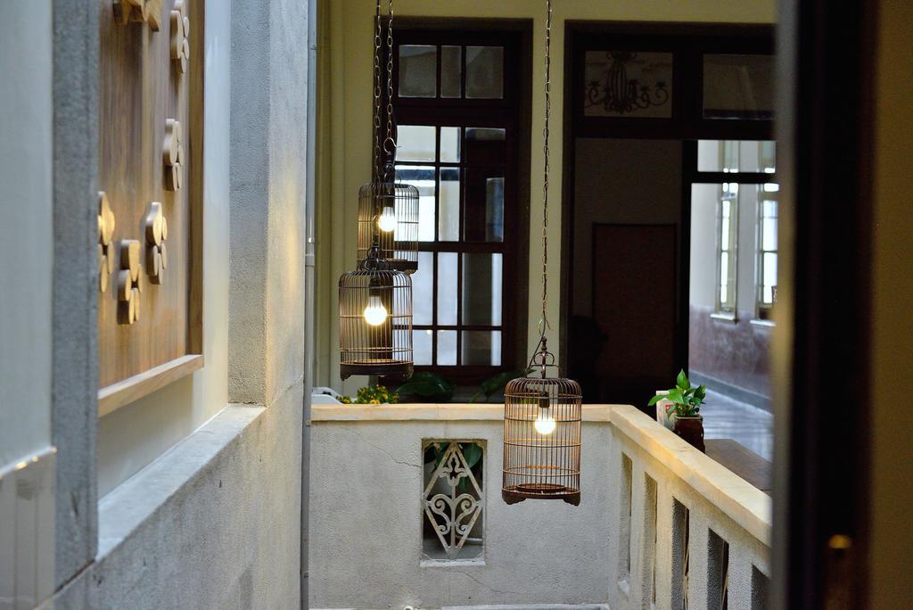 爪窩 29 Nesuto Apartment Tainan Bagian luar foto